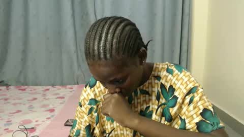 luo_queen online show from September 15, 1:44 pm