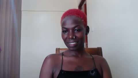 luo_queen online show from June 5, 8:31 am