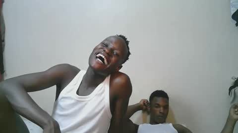 luoislove online show from April 9, 8:03 pm