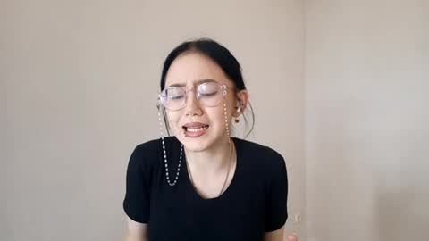 Roxie online show from April 17, 1:14 pm