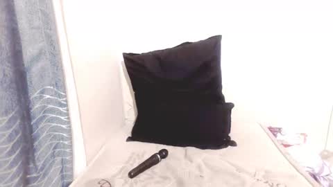 luscious_lexy online show from May 8, 6:08 am