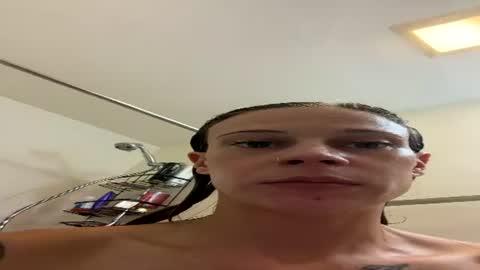lusciouslinds online show from August 4, 9:17 pm