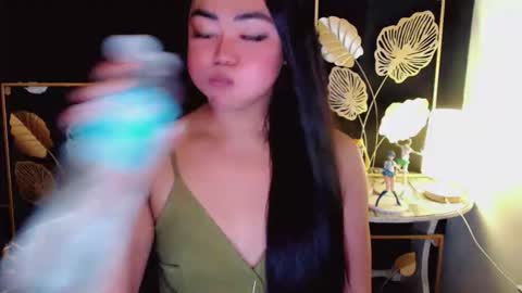 Trina online show from March 8, 11:52 pm