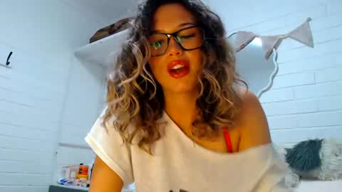 luvcece online show from June 25, 12:43 am