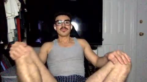 luvrboy77 online show from July 4, 6:08 am