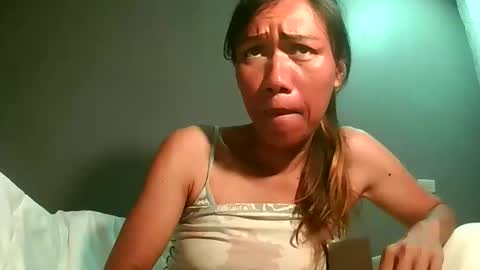 Bee Bee online show from April 16, 3:13 pm