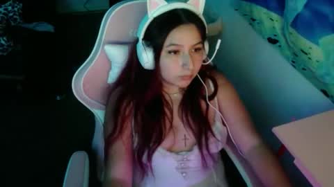 luvvespie online show from November 25, 12:21 am