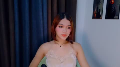 queen lux online show from June 21, 12:41 pm
