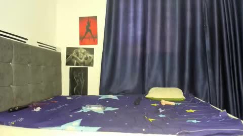 luxedollxoxoo online show from March 10, 7:35 am