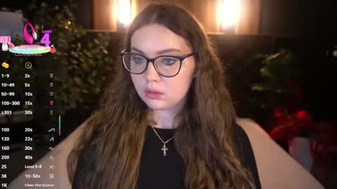 Snapshot of luxsopphia_ chatting on July 20, 5:33 am luxsopphia_ online show from July 20, 5:33 am