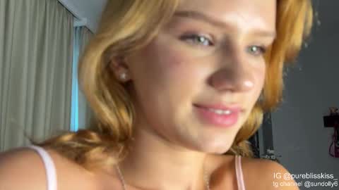 lxsundolyxl_ online show from February 26, 4:22 am
