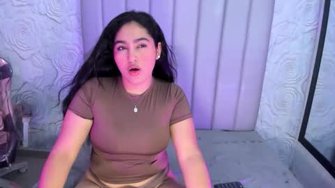 Snapshot of lya_dubois_ chatting on February 21, 2:07 pm LYA DUBOIS online show from February 21, 2:07 pm