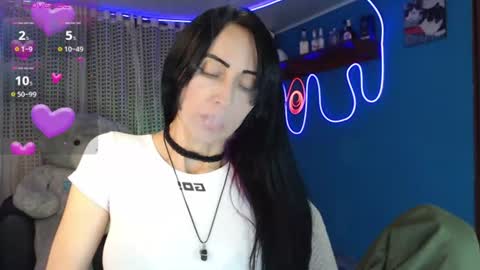 Lyann  online show from July 18, 1:21 am