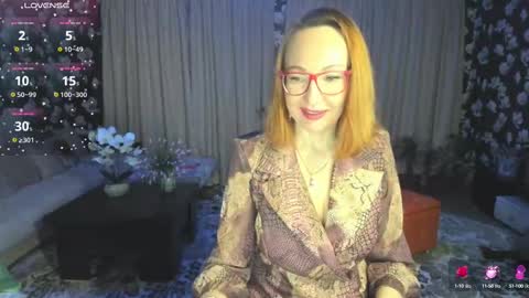 Snapshot of lyboff72 chatting on March 8, 1:28 am lybava online show from March 8, 1:28 am