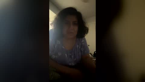 lydiasheer online show from June 18, 1:59 pm