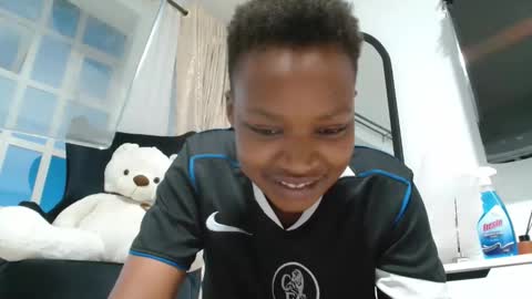 Snapshot of lyne898 chatting on April 13, 3:50 pm lyne898 online show from April 13, 3:50 pm