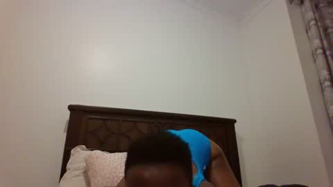 Snapshot of lyne898 chatting on July 6, 9:39 pm lyne898 online show from July 6, 9:39 pm