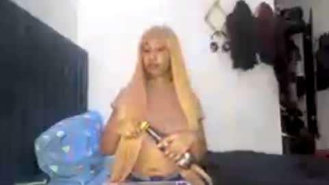 Kay online show from February 28, 7:59 pm