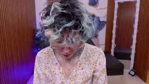lyra_tay online show from July 15, 7:08 pm