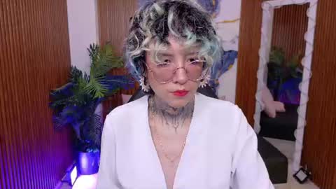 lyra_tay online show from July 21, 7:05 pm