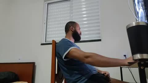 m0ren01995 online show from July 18, 5:50 pm