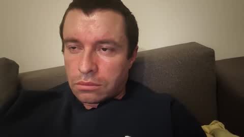 ma747047 online show from March 31, 5:46 pm