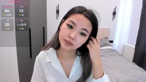 maakimita online show from October 14, 7:31 am