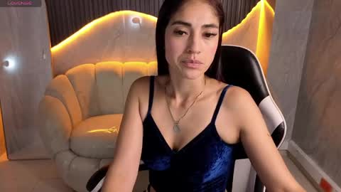 Mabell online show from May 7, 2:39 am