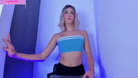 Snapshot of macarena_05_ chatting on July 10, 1:32 am macarena_05_ online show from July 10, 1:32 am