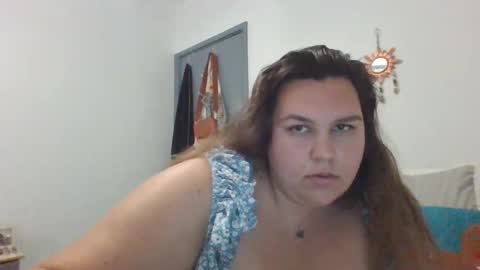 macca_105 online show from November 8, 2:01 am
