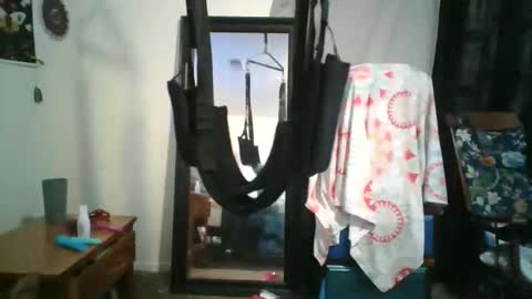 maceyloves online show from January 18, 3:32 am