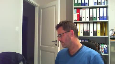 macfly67 online show from May 12, 7:33 pm