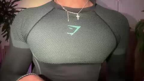 machine_15_ online show from May 26, 7:54 pm