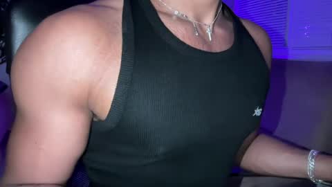 Snapshot of machine_15_ chatting on July 5, 8:27 pm machine_15_ online show from July 5, 8:27 pm
