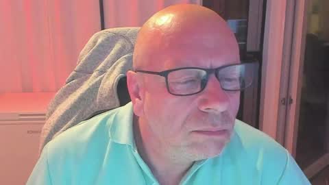 Andy online show from April 4, 10:51 pm