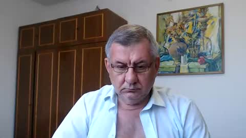 Snapshot of machomale3 chatting on July 17, 3:29 pm Macho online show from July 17, 3:29 pm
