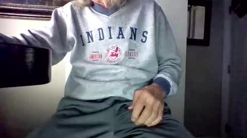 Snapshot of mack1960959307 chatting on May 3, 10:43 am Big mack 1 online show from May 3, 10:43 am