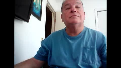 mackdocc001 online show from December 3, 8:50 pm