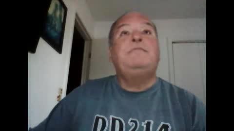 mackdocc001 online show from December 28, 3:04 pm