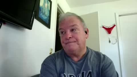 mackdocc001 online show from October 15, 5:57 pm