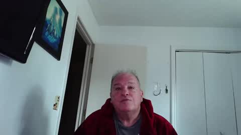 mackdocc001 online show from December 2, 6:58 pm