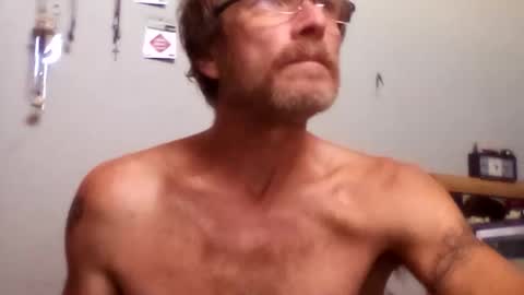 mackdog1369 online show from October 19, 8:09 pm