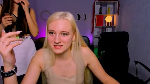 Ulis online show from March 25, 9:15 am