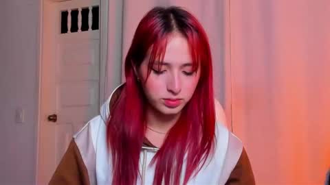 Snapshot of madame_lilith chatting on February 10, 11:15 am madame lilith online show from February 10, 11:15 am