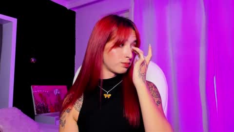 Snapshot of madame_lilith chatting on February 13, 2:20 pm madame lilith online show from February 13, 2:20 pm