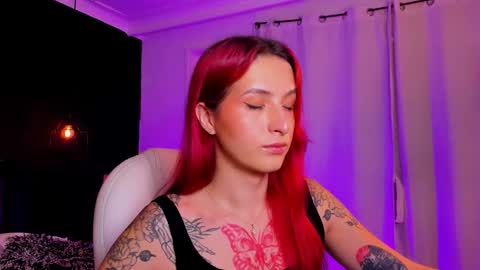 Snapshot of madame_lilith chatting on January 6, 11:14 am madame lilith online show from January 6, 11:14 am