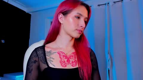 Snapshot of madame_lilith chatting on February 2, 11:09 am madame lilith online show from February 2, 11:09 am