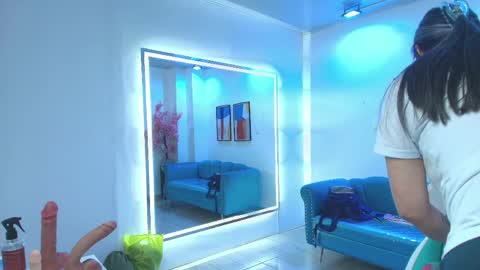 Madame Scarllet  online show from April 8, 11:32 am