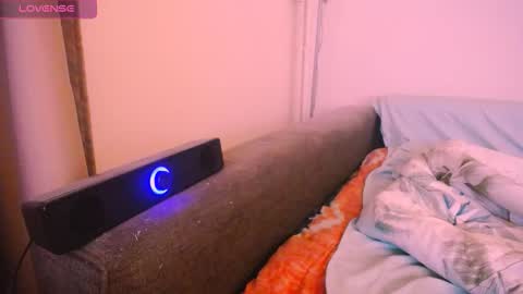 Snapshot of madamesquirttatti chatting on December 16, 7:08 pm MadameSquirtTatti online show from December 16, 7:08 pm