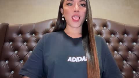 Alison Kloss online show from March 14, 12:39 am